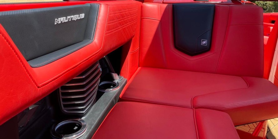 Super Air Nautique G23