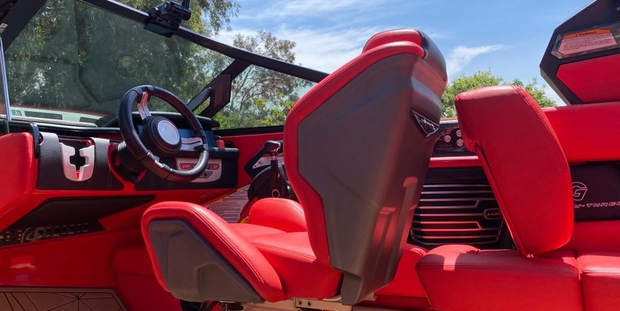 Super Air Nautique G23