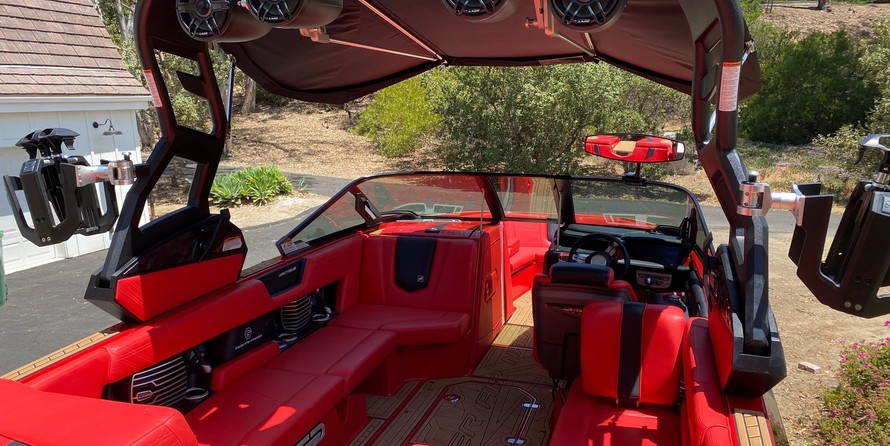 Super Air Nautique G23