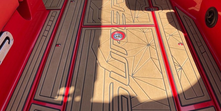 Super Air Nautique G23