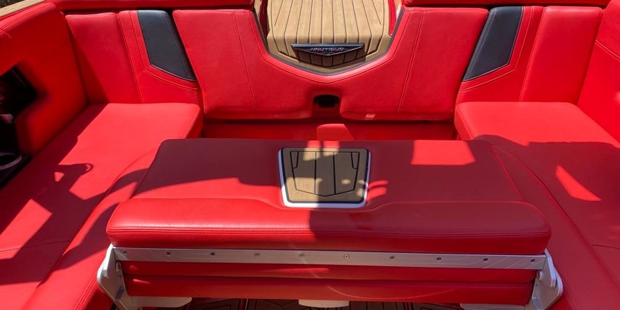 Super Air Nautique G23