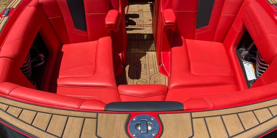 Super Air Nautique G23