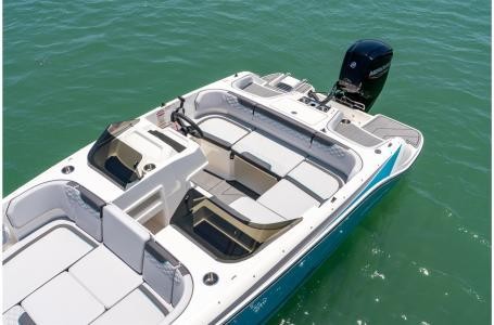 Bayliner M17