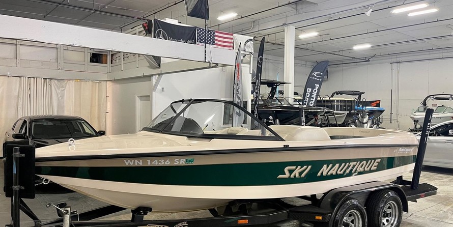 Correctcraft ski nautique