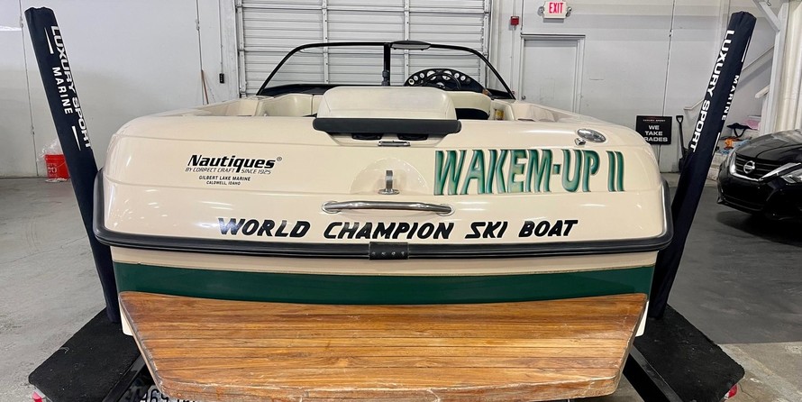 Correctcraft ski nautique