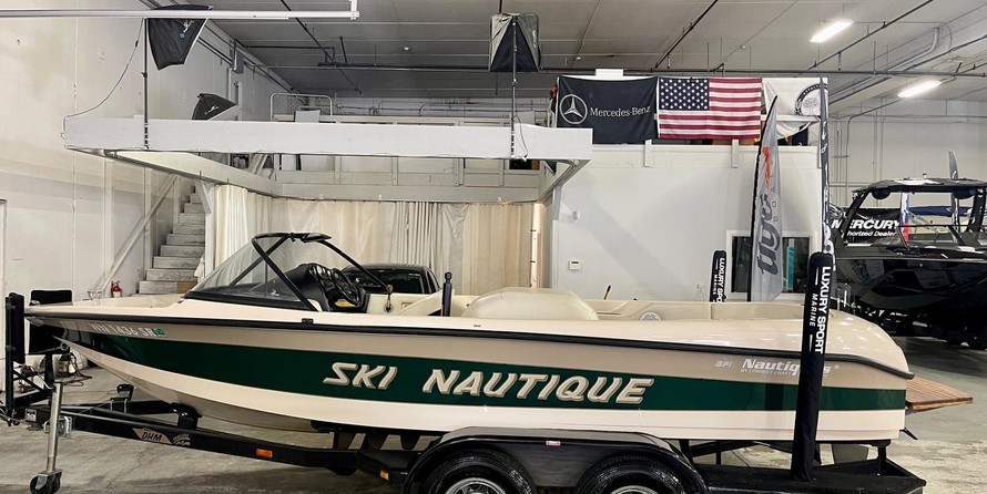 Correctcraft ski nautique