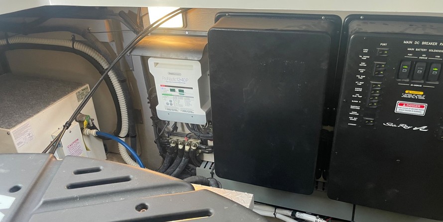 Sea Ray 410 Sundancer