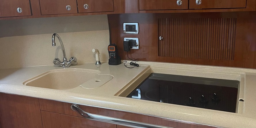 Sea Ray 410 Sundancer