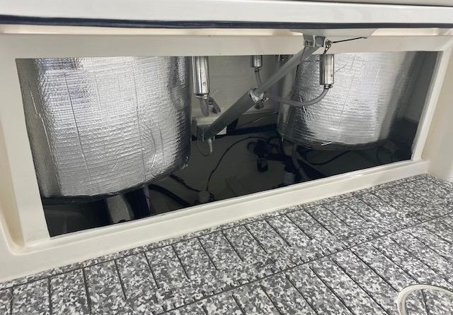 Cobia 217 center console