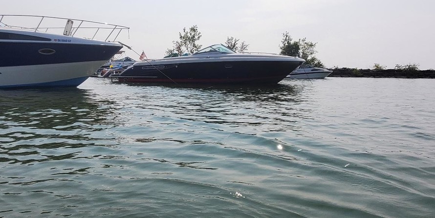 Chris-Craft Corsair 36