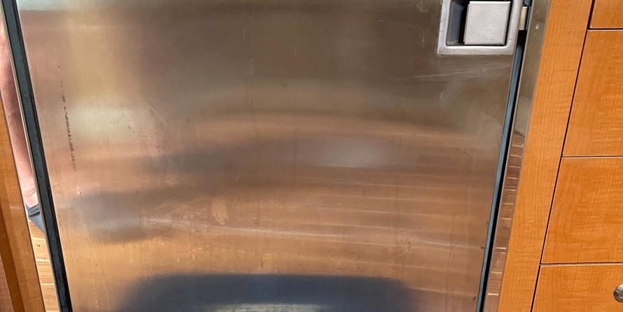 Chaparral 350 Signature Cruiser