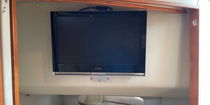 Chaparral 350 Signature Cruiser