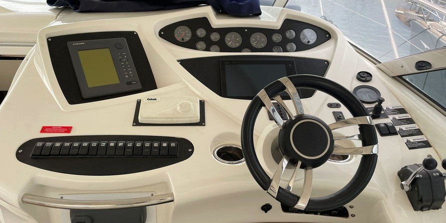Sunseeker Predator 60