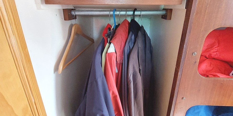 Custom Deb 33 (available)