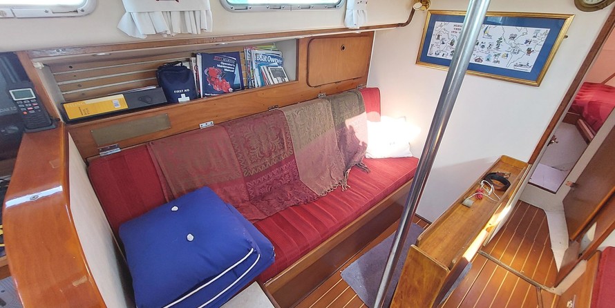 Custom Deb 33 (available)