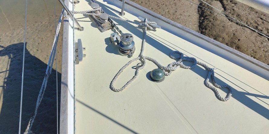 Custom Deb 33 (available)