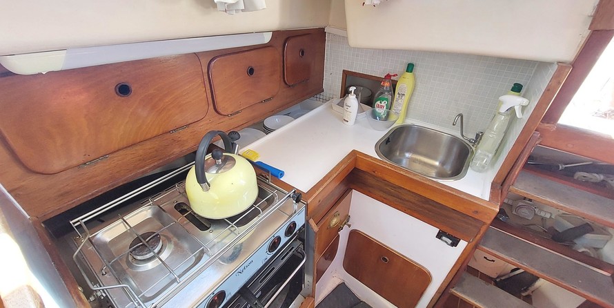 Custom Deb 33 (available)