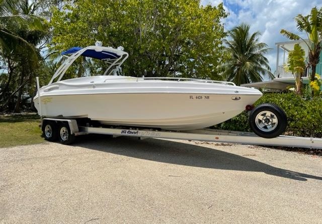 Glasstream 273 Sports Cuddy Cabin