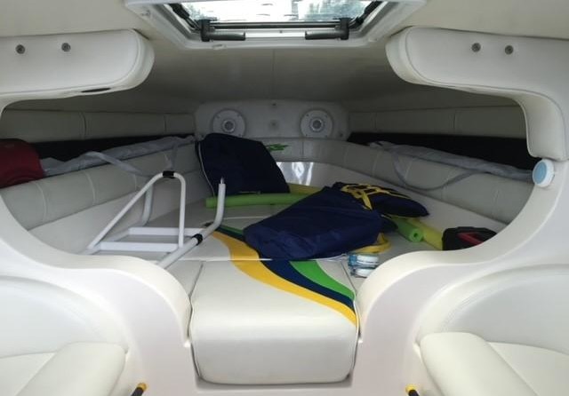 Glasstream 273 Sports Cuddy Cabin