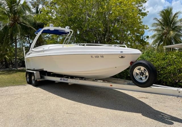 Glasstream 273 Sports Cuddy Cabin