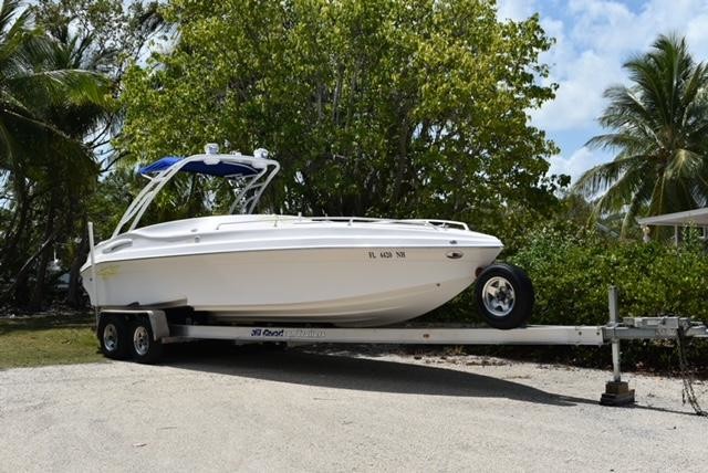 Glasstream 273 Sports Cuddy Cabin