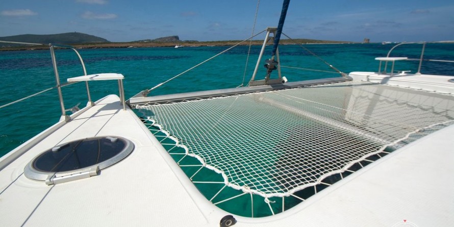 Fountaine pajot belize 43