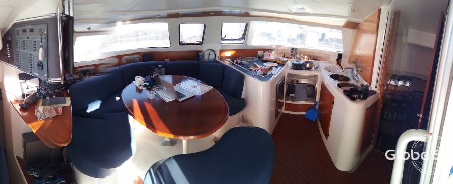 Fountaine pajot belize 43