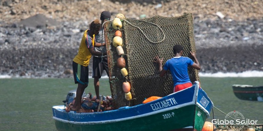 Fountaine pajot belize 43