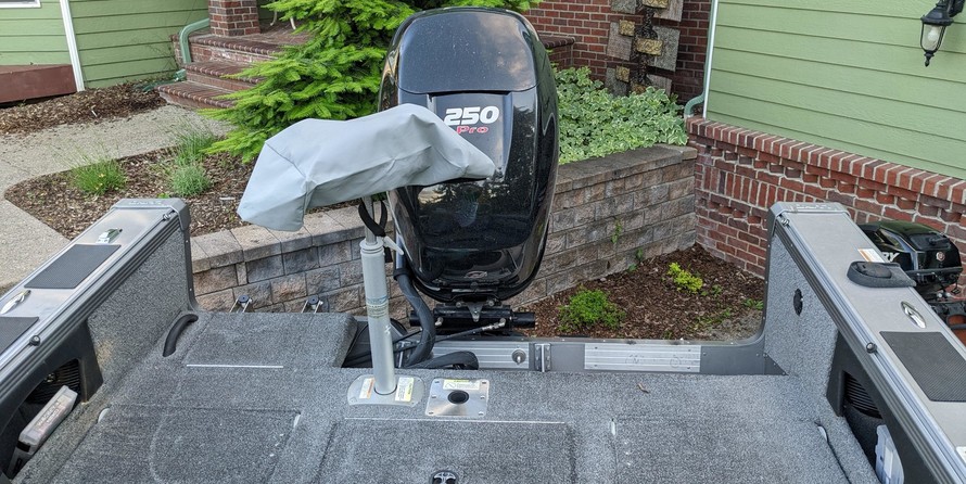 Lund Boats 2075 Tyee Magnum