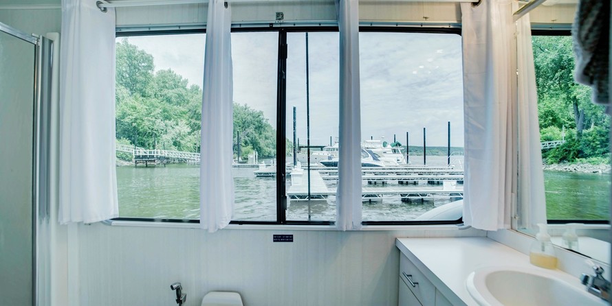 Outer Reef 580 Motoryacht