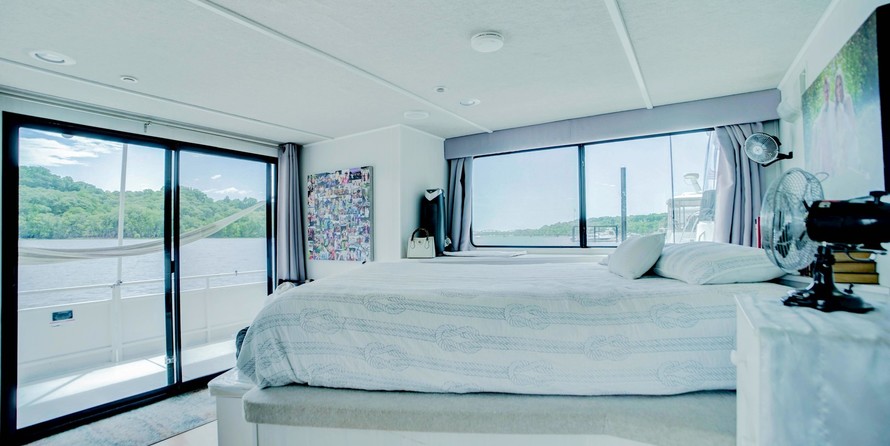 Outer Reef 580 Motoryacht