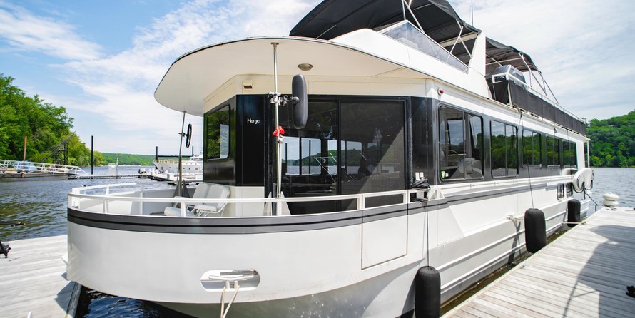 Outer Reef 580 Motoryacht