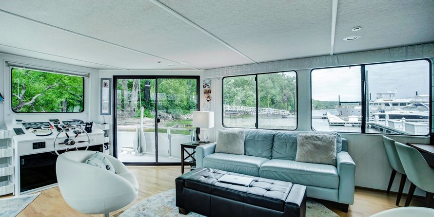 Outer Reef 580 Motoryacht
