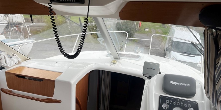 Beneteau Antares 8