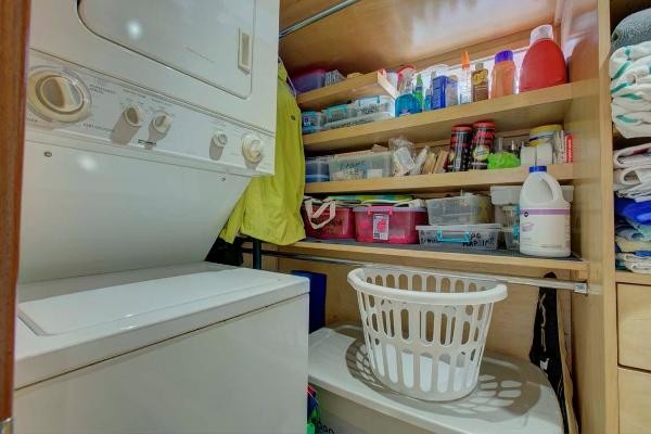 Burger 64 Flush Deck