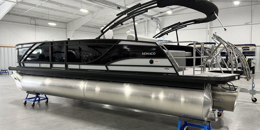 Hinckley Center Console 29