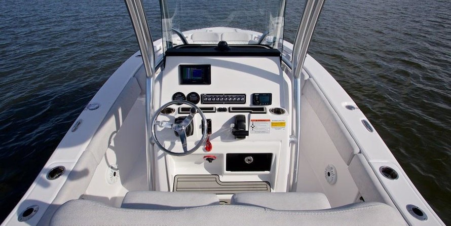 Sea Fox 228 Commander