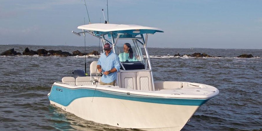 Sea Fox 228 Commander