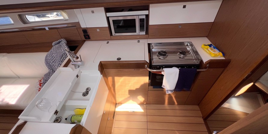 Jeanneau Sun Odyssey 44 DS