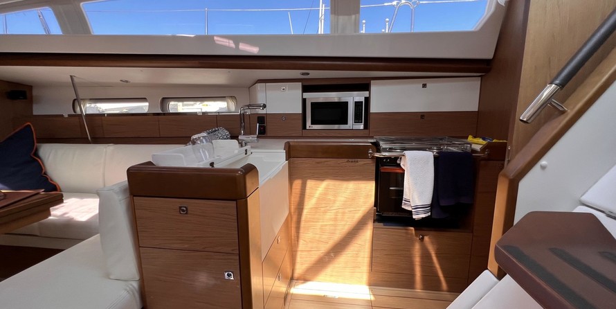 Jeanneau Sun Odyssey 44 DS