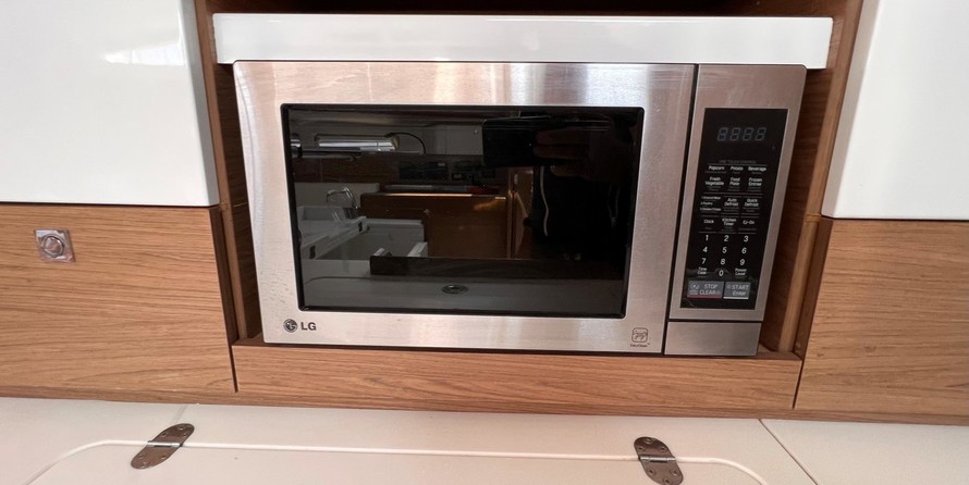 Jeanneau Sun Odyssey 44 DS