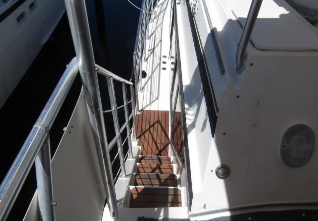 Bluewater yachts 42 coastal cruiser