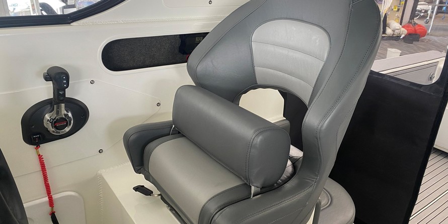 Angler Pro Boats tarpon king 17