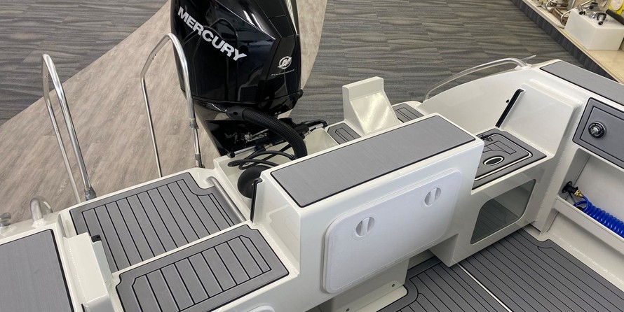 Angler Pro Boats tarpon king 17