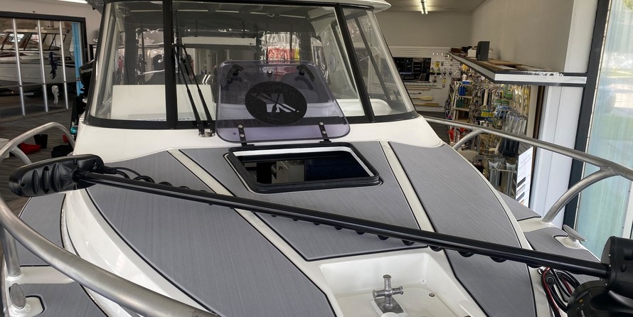 Angler Pro Boats tarpon king 17