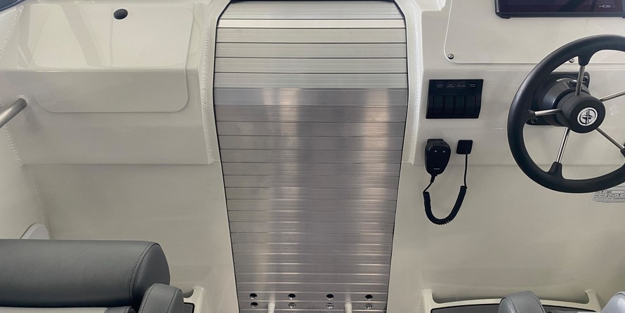 Angler Pro Boats tarpon king 17