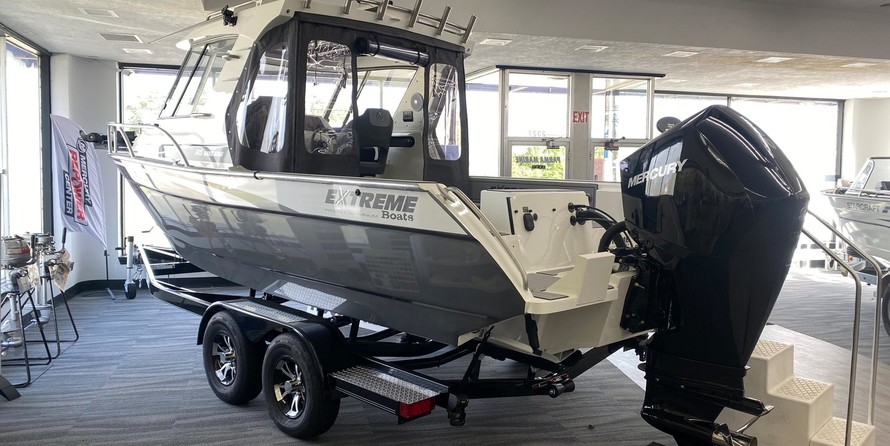 Angler Pro Boats tarpon king 17