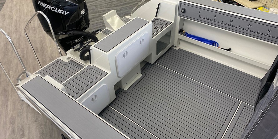 Angler Pro Boats tarpon king 17