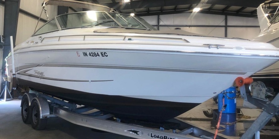 Sea ray 260 bow rider select