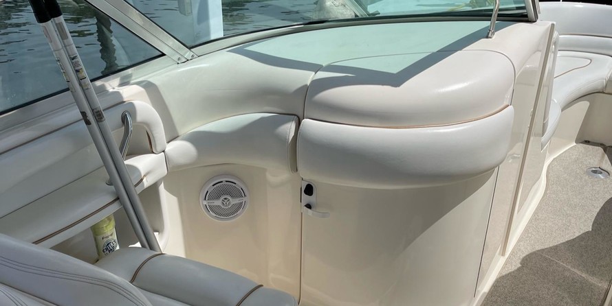 Sea ray 260 bow rider select